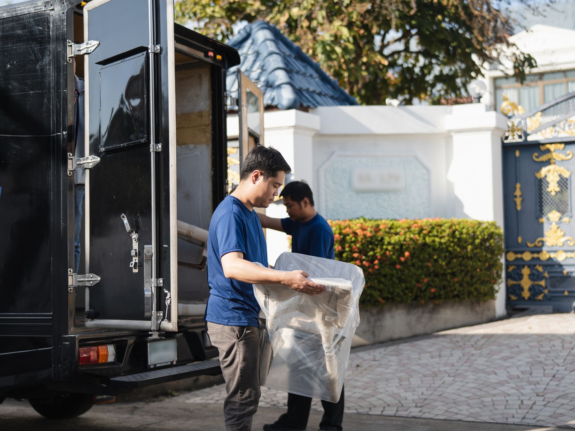 การจัดส่งถึงหน้าร้านหรือบ้าน